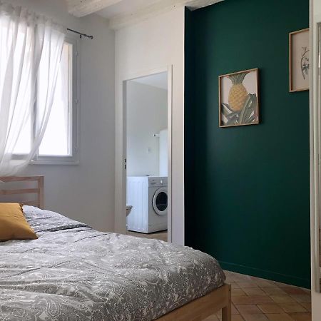 Logement Dans Le Vieux Tours Apartment Exterior foto
